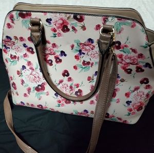 Lovely spring floral purse